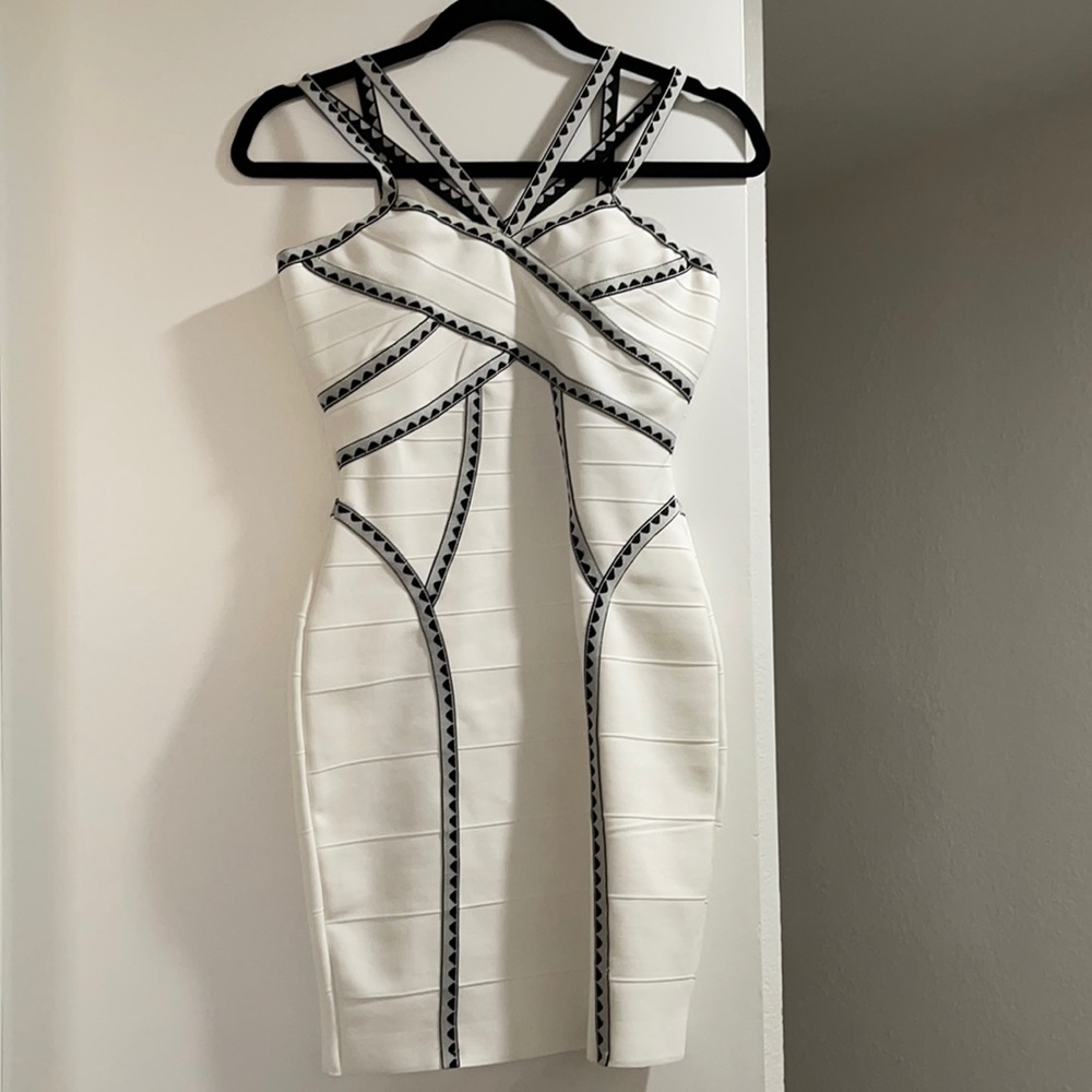 Small dress !! NEW